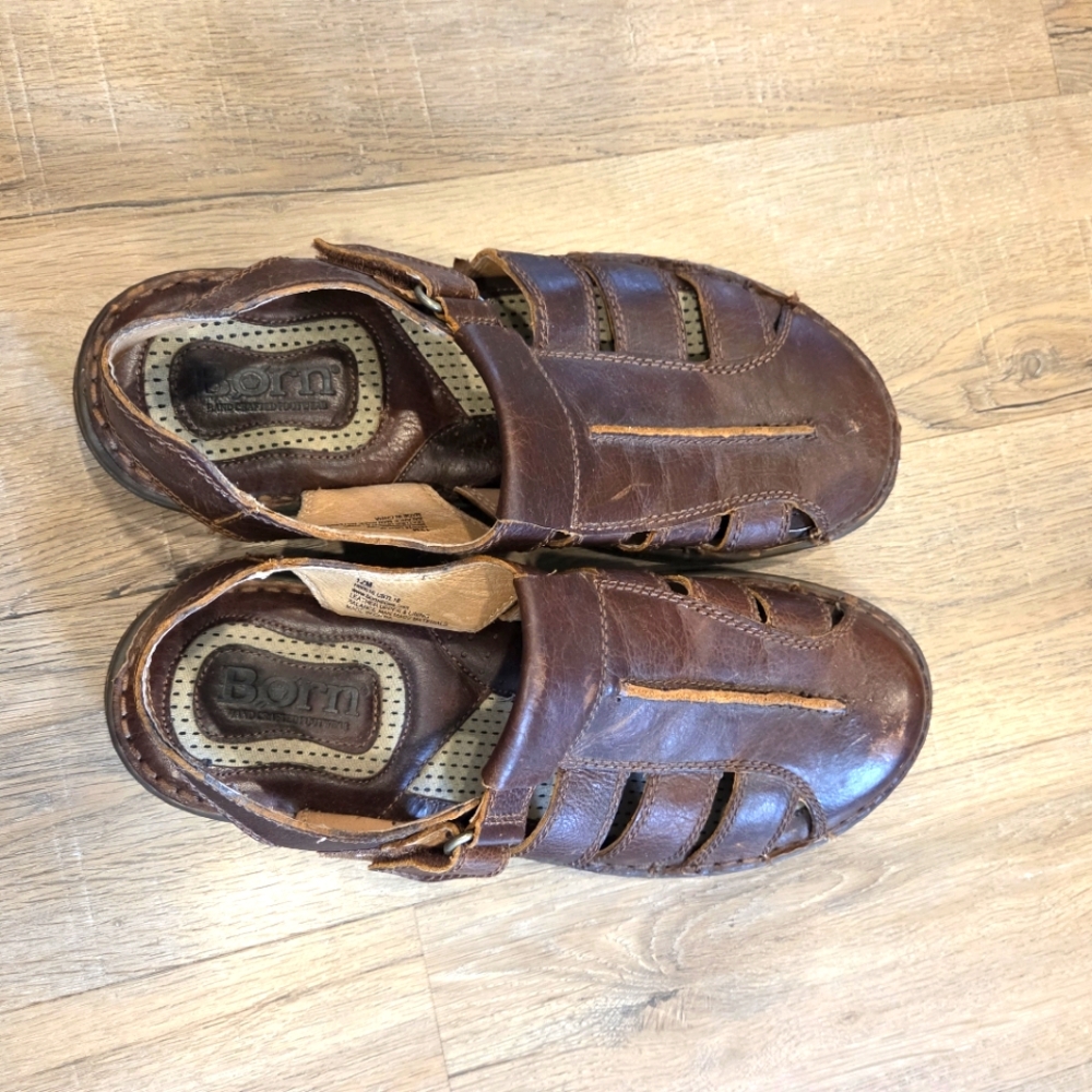 Born Sandals Fisherman Mens Size 12 Brown Closed Toe Rubber Soles Slingback